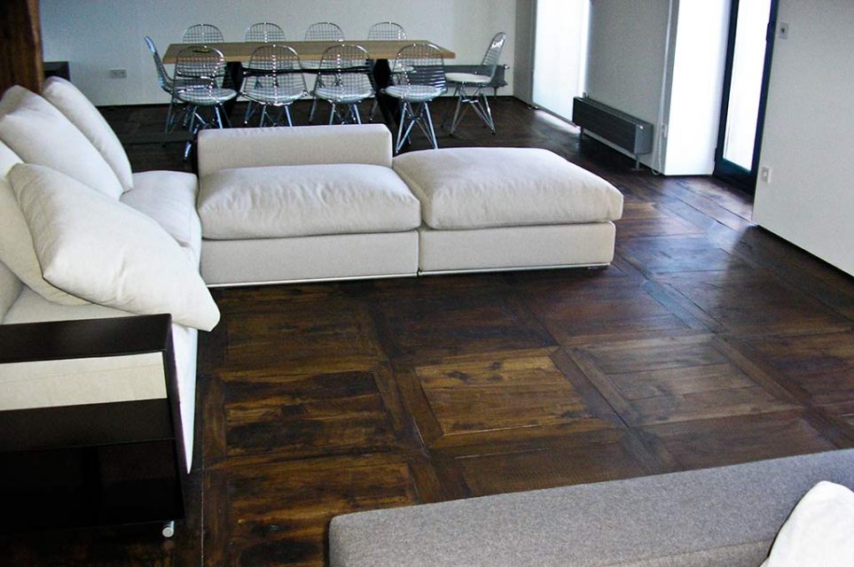 restauracion suelo de madera recuperada